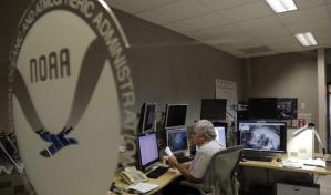 Demócratas piden impedir los recortes a la NOAA ante la temporada de huracanes en EE. UU.