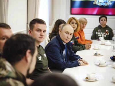 Vladímir Putin visita Kursk despúes de expulsión de fuerzas ucranianas
