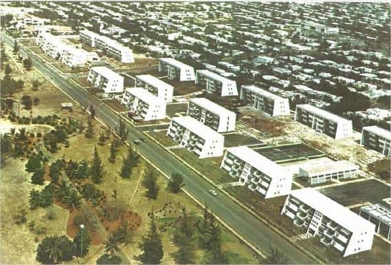 Complejo de Edificios de la Avenida Anacaona, Mirador Sur. Santo Domingo, en la década del 70.