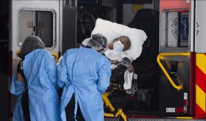 UnitedHealth pagó a residencias para reducir traslados hospitalarios, según The Guardian