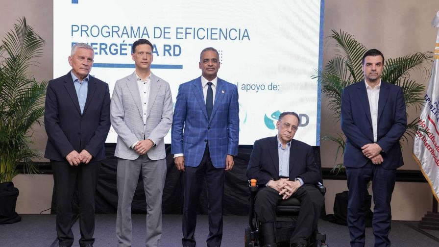 Gobierno lanza programa para modernizar el alumbrado público con tecnología LED Gobierno lanza programa para modernizar el alumbrado público con tecnología LED