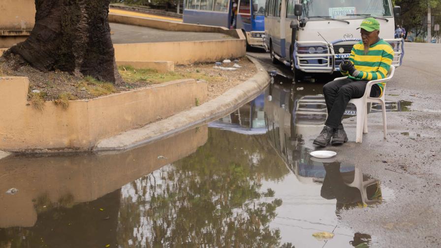 Inundación en el “Parque de los Cangrejos” por fallas en el drenaje pluvial Inundación en el “Parque de los Cangrejos” por fallas en el drenaje pluvial