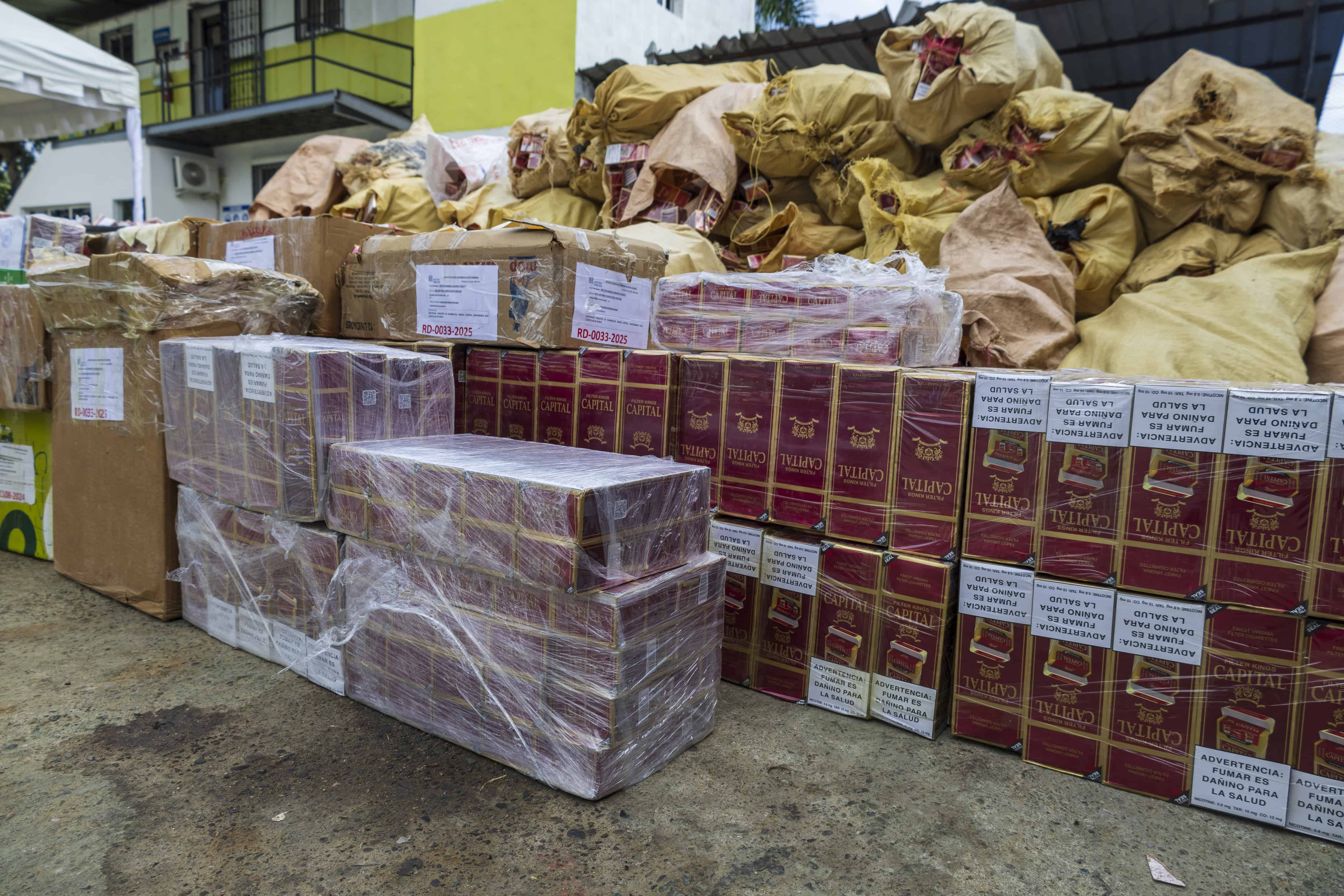 Cigarrillos decomisados por las autoridades.