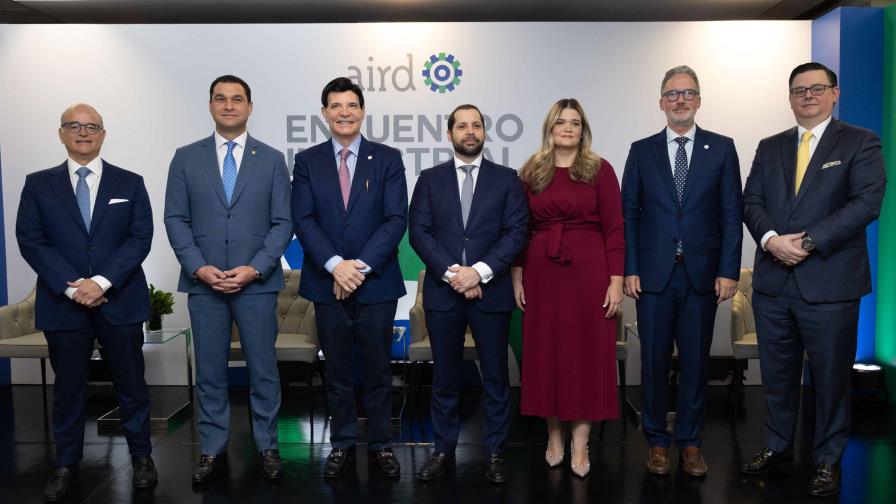 El mercado de valores ha canalizado RD$480,000 millones a favor de las industrias en más de 10 años El mercado de valores ha canalizado RD$480,000 millones a favor de las industrias en más de 10 años