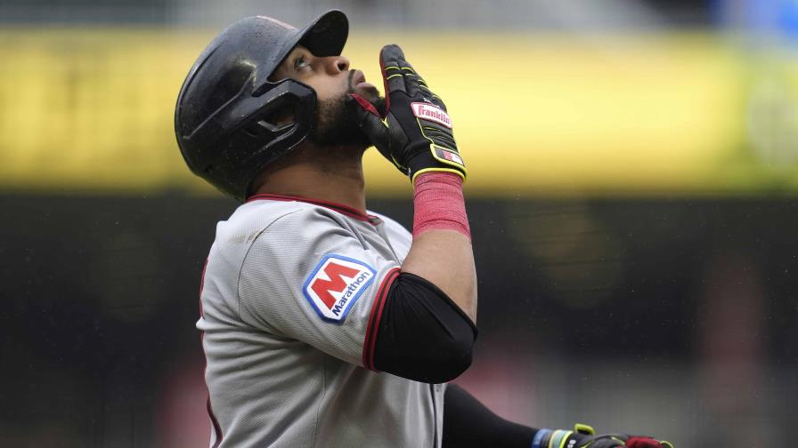 La estrategia que le dio a Carlos Santana dos jonrones en la doble cartelera ante Minnesota La estrategia que le dio a Carlos Santana dos jonrones en la doble cartelera ante Minnesota