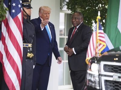 Trump confronta a Ramaphosa por genocidio blanco