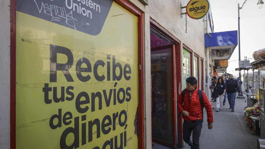 Los congresistas de EE. UU. aprueban plan fiscal de Trump con un 3.5 % de impuestos a las remesas Los congresistas de EE. UU. aprueban plan fiscal de Trump con un 3.5 % de impuestos a las remesas