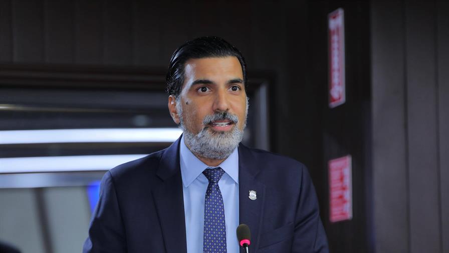 Diputado Juan José Rojas propone extender horario de colmados en Navidad y Año Nuevo Diputado Juan José Rojas propone extender horario de colmados en Navidad y Año Nuevo