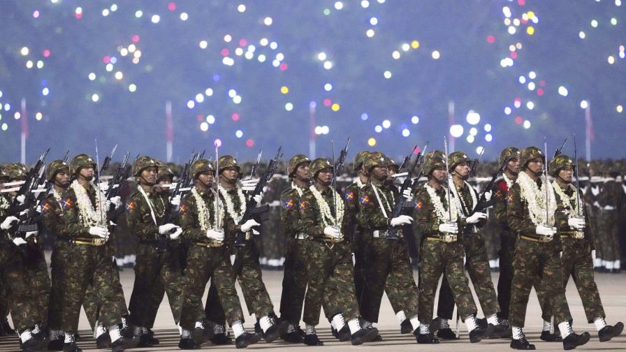 Guerrilla urbana en Birmania se atribuye el asesinato de un oficial jubilado del ejército Guerrilla urbana en Birmania se atribuye el asesinato de un oficial jubilado del ejército