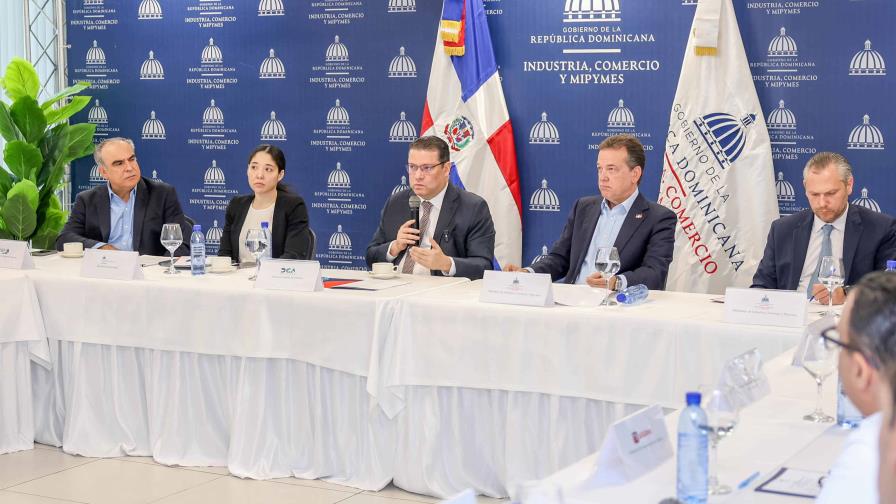 Director de Aduanas pide al sector privado que apoye iniciativas del Gobierno Director de Aduanas pide al sector privado que apoye iniciativas del Gobierno