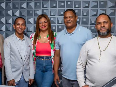 Dominicanos celebran 4 años de Conexxion Semanal en PR