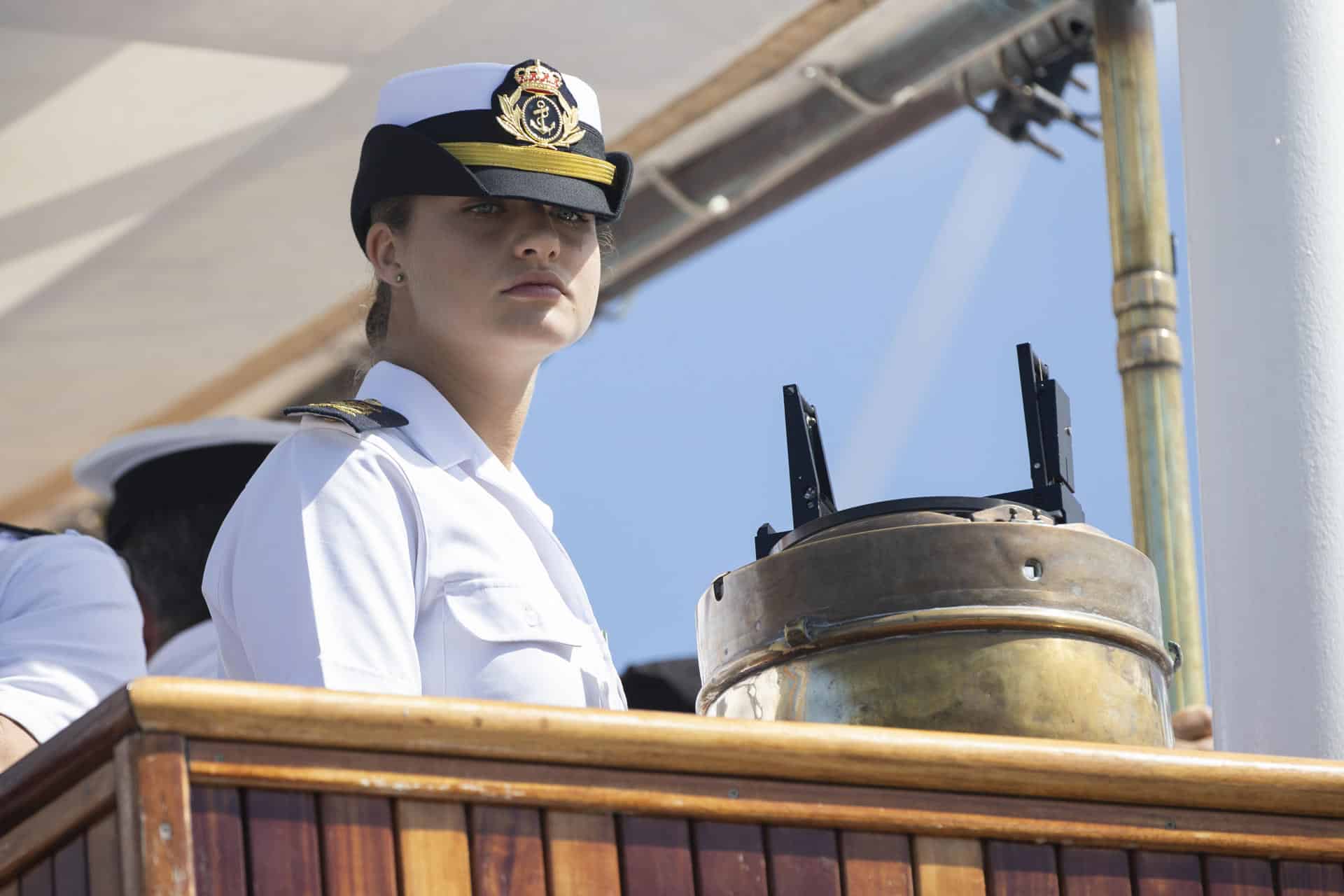 El buque escuela de la Armada española Juan Sebastián de Elcano, en el que se está formando la heredera de la corona española, Leonor de Borbón, llegó al puerto de Punta Torrecilla como parte del 97 crucero de instrucción que recorre América Latina y el Caribe, este lunes en Santo Domingo (República Dominicana).