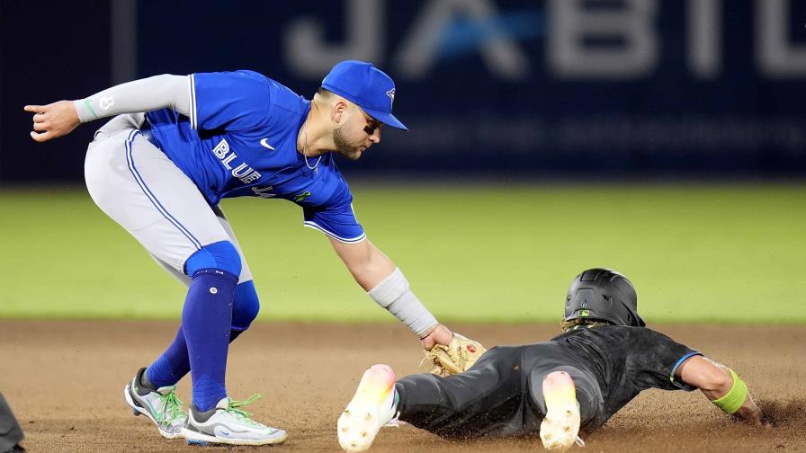 Lowe y Mead conectan vuelacercas, Rays vencen 3-1 a Azulejos e hilan 3er triunfo Lowe y Mead conectan vuelacercas, Rays vencen 3-1 a Azulejos e hilan 3er triunfo