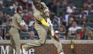 Machado conecta jonrón en la 9na y Padres superan a Bravos pese a regreso de Acuña