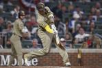En su noche de 4-4, así fue el sencillo de Manny Machado que empató el juego en el noveno