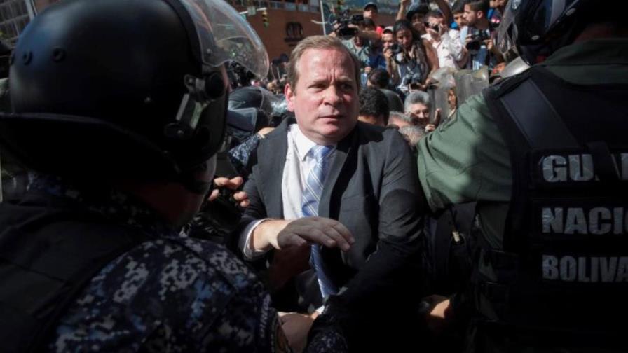 Nuevas detenciones contra políticos en Venezuela acentúan la crisis a dos días de comicios Nuevas detenciones contra políticos en Venezuela acentúan la crisis a dos días de comicios