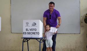 Daniel Noboa asume segundo mandato en Ecuador con reto de enfrentar violencia y desempleo