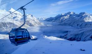 Cuatro heridos y un centenar de atrapados tras accidente de telef&eacute;rico en Italia