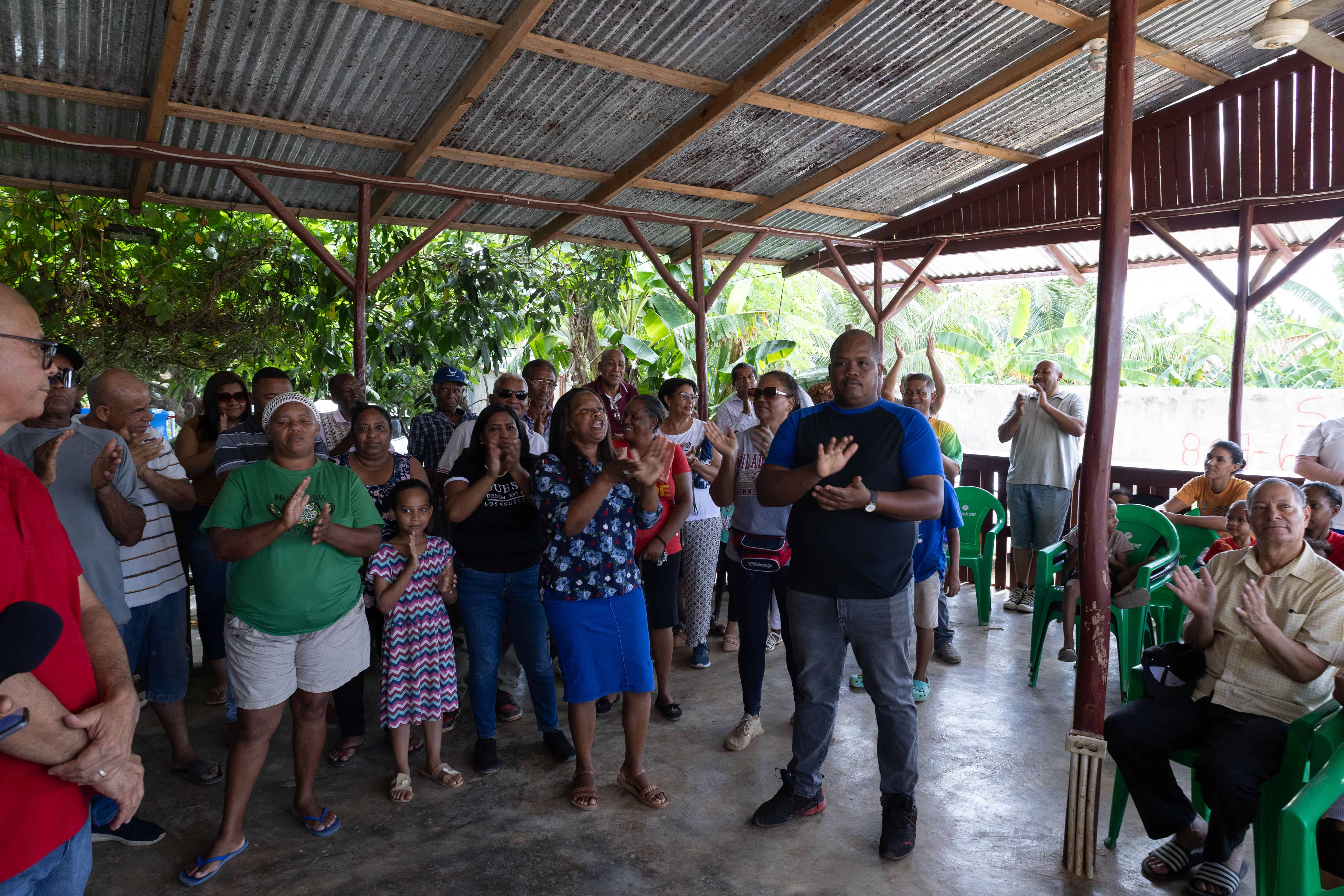 Comunitario reunidos en La Ureña