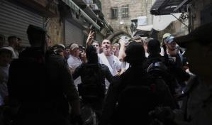 Nacionalistas israelíes se reúnen en Jerusalén coreando muerte a los árabes para una marcha anual