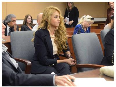 Paulina Rubio enfrenta denuncia de agresión contra su hijo