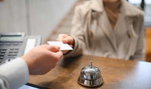 Aumentarán hasta un 30 % los salarios en el sector turismo desde junio