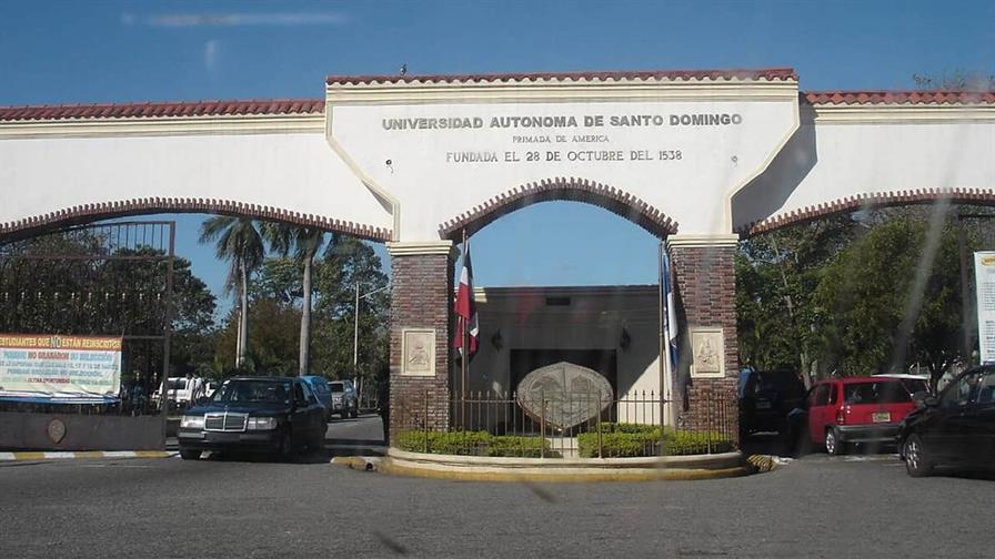UASD suspende docencia en la sede tras incidente que dejó empleados heridos UASD suspende docencia en la sede tras incidente que dejó empleados heridos