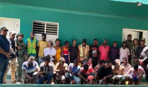 Apresan a 28 haitianos por ocupación irregular en el Monumento Salto de la Tinaja Apresan a 28 haitianos por ocupación irregular en el Monumento Salto de la Tinaja