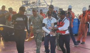 Detienen al comunicador Ángel Martínez en un crucero en Puerto Plata