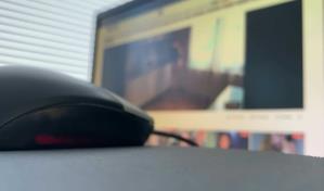 La UE investiga a 4 plataformas de pornografía por riesgos para menores de edad