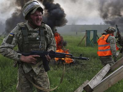 Combates, drones y sabotajes afectan negociaciones de paz