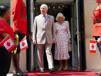 Canadá le dice a Trump que Carlos III es su rey