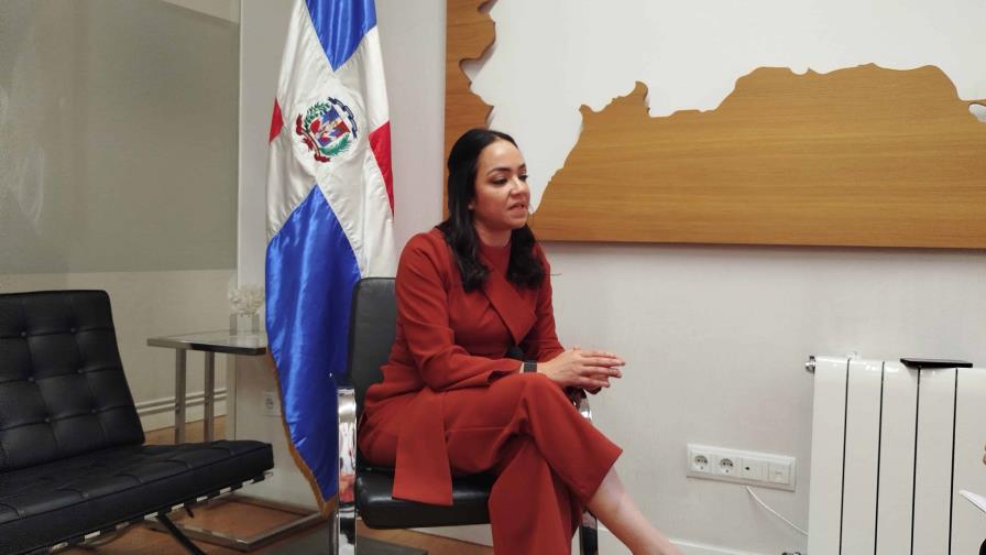 Faride Raful lamenta la falta de apoyo internacional frente a la crisis en Haití Faride Raful lamenta la falta de apoyo internacional frente a la crisis en Haití