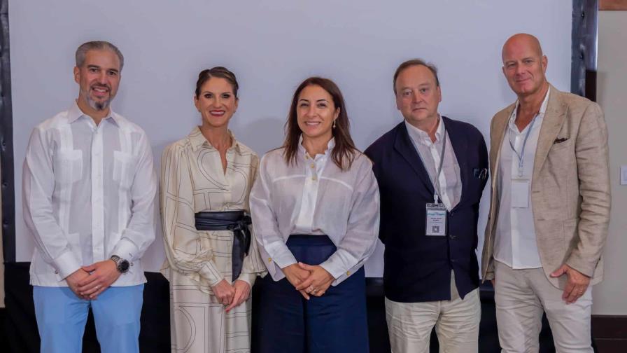 La Fundación Tropicalia recibe el Community Impact Award por su labor con niñas en Miches La Fundación Tropicalia recibe el Community Impact Award por su labor con niñas en Miches