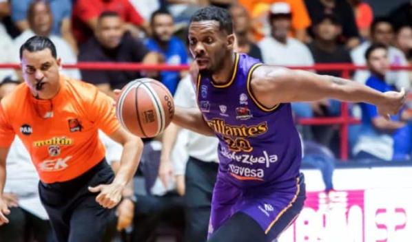 Leones de Santo Domingo adquieren a Gerardo Suero desde los Soles del Este
