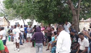 Moradores del barrio Las Lilas denuncian desalojos injustos y pagos irrisorios por sus viviendas Moradores del barrio Las Lilas denuncian desalojos injustos y pagos irrisorios por sus viviendas