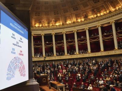 Asamblea Nacional de Francia aprueba ley sobre final de la vida