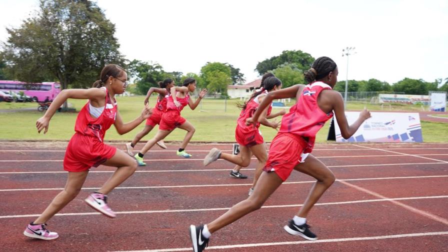 Inefi da inicio al Torneo Nacional de Atletismo Escolar con participación de 280 atletas