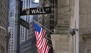 Wall Street abre en verde tras el anuncio de Trump de un retraso en los aranceles a la UE