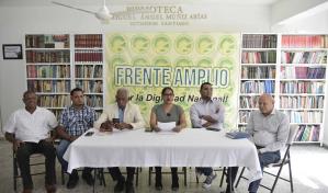 Frente Amplio anuncia caminata en Santiago para exigir reducción de precios de alimentos y medicina