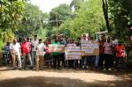Comunitarios de Monte Plata protestan por la paralización de la carretera La Melliza Comunitarios de Monte Plata protestan por la paralización de la carretera La Melliza