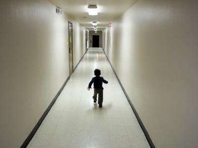 Hermanos dominicanos llevan días detenidos por reglas migratorias
