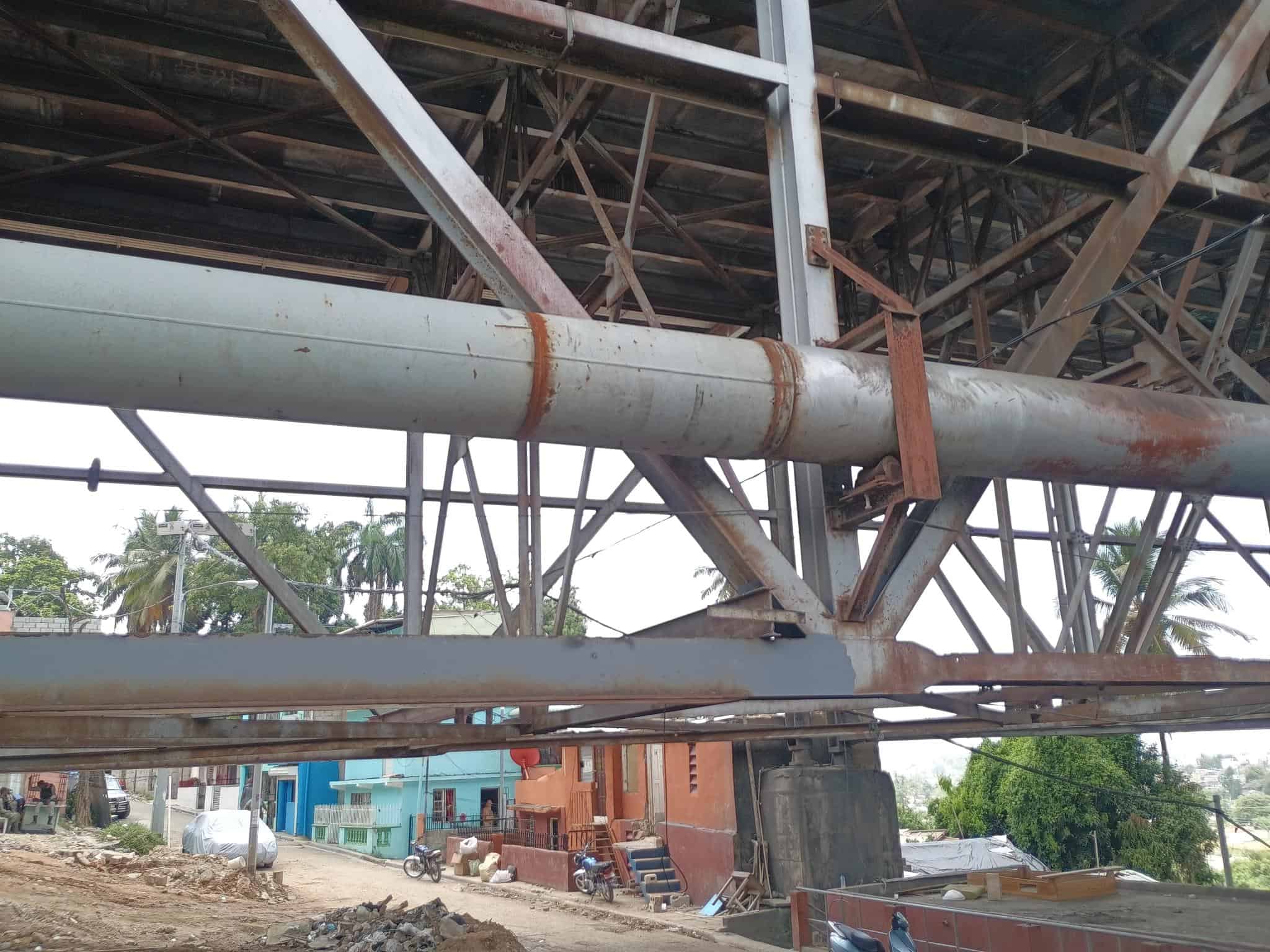 La fuga de agua también fue corregida.