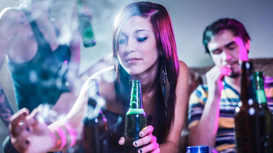 Por economía o por hábito, los jóvenes europeos se desentienden del alcohol Por economía o por hábito, los jóvenes europeos se desentienden del alcohol
