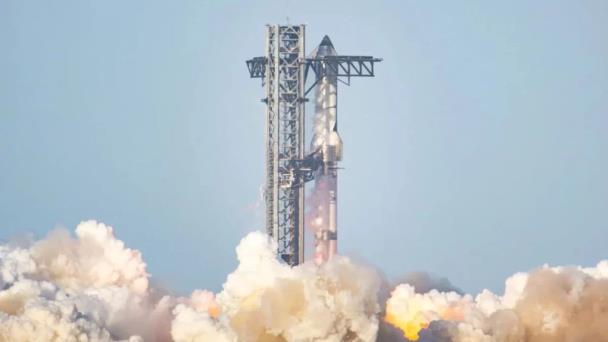 El cohete Starship de SpaceX sufre desmontaje hora después de despegar en novena prueba