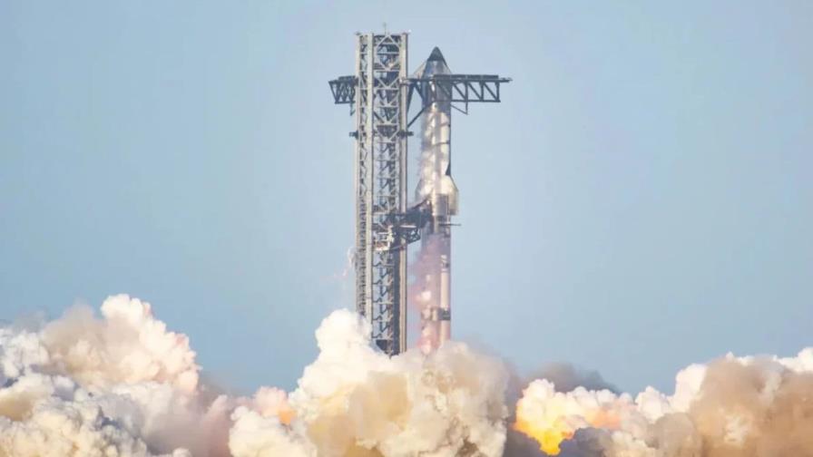 El cohete Starship de SpaceX sufre desmontaje hora después de despegar en novena prueba El cohete Starship de SpaceX sufre desmontaje hora después de despegar en novena prueba