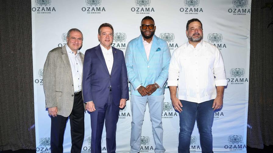 David Ortiz lanza al mercado el Ron Ozama David Ortiz lanza al mercado el Ron Ozama