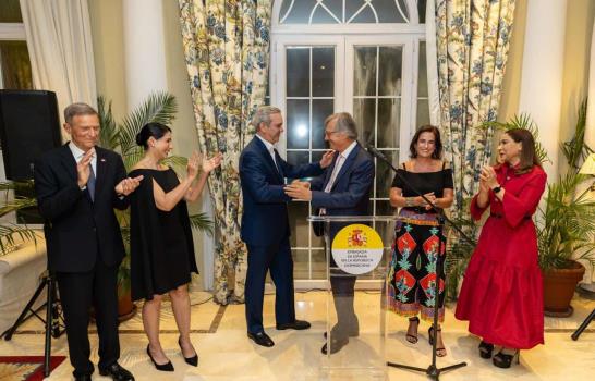 El embajador de España dice adiós a los dominicanos