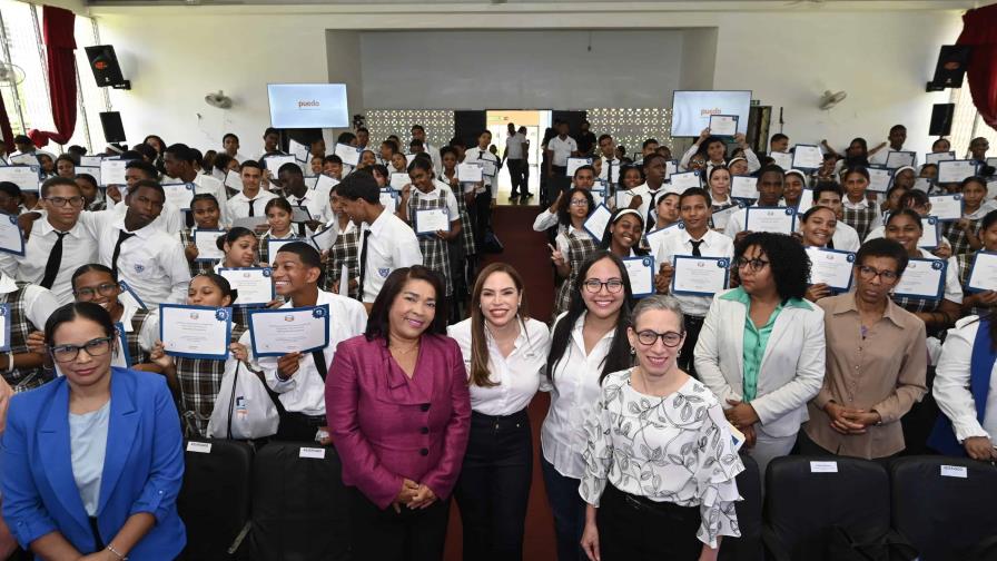 Banreservas realiza jornadas de educación financiera en centros educativos del Gran Santo Domingo Banreservas realiza jornadas de educación financiera en centros educativos del Gran Santo Domingo