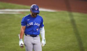 Bichette conecta jonrón como emergente en la 9na y Azulejos vencen a Rangers